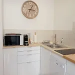 Le Petit Au Coeur De *