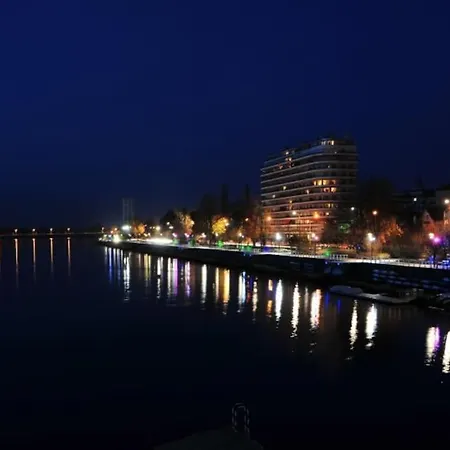 Le Petit Au Coeur De Apartment *