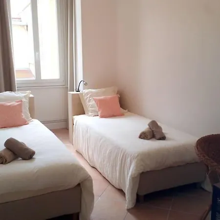 Le Petit Au Coeur De Apartment Vichy