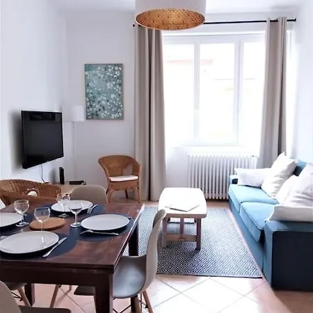 Le Petit Au Coeur De Apartment *
